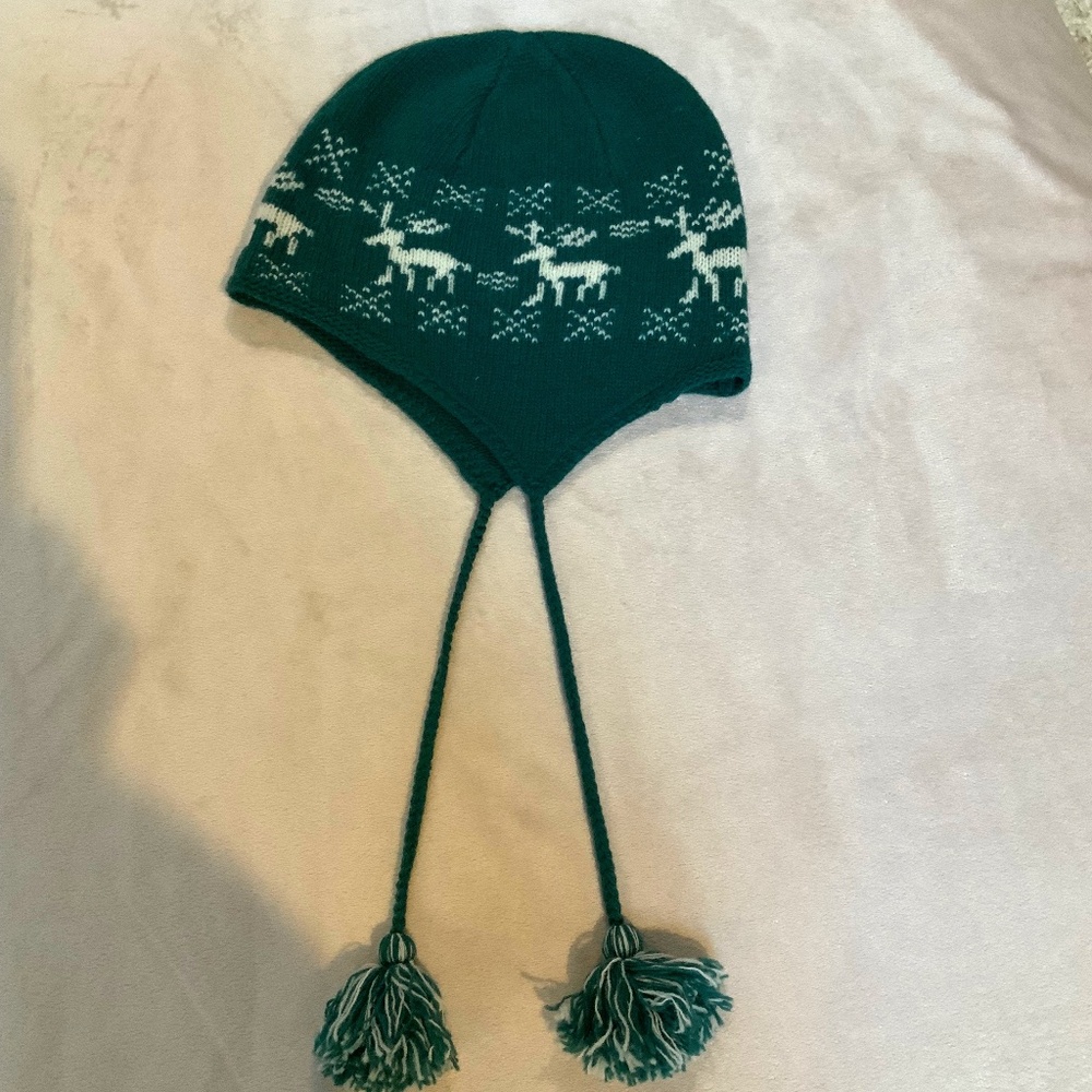 Land’s End Green OS Reindeer Knit Hat Cold Weather Essential Holiday Winter